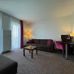 Fontane 4*