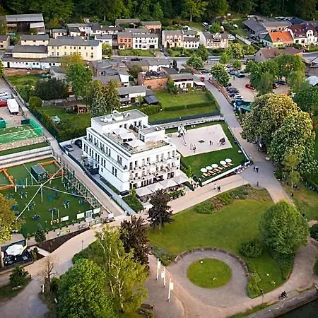 Fontane 4*